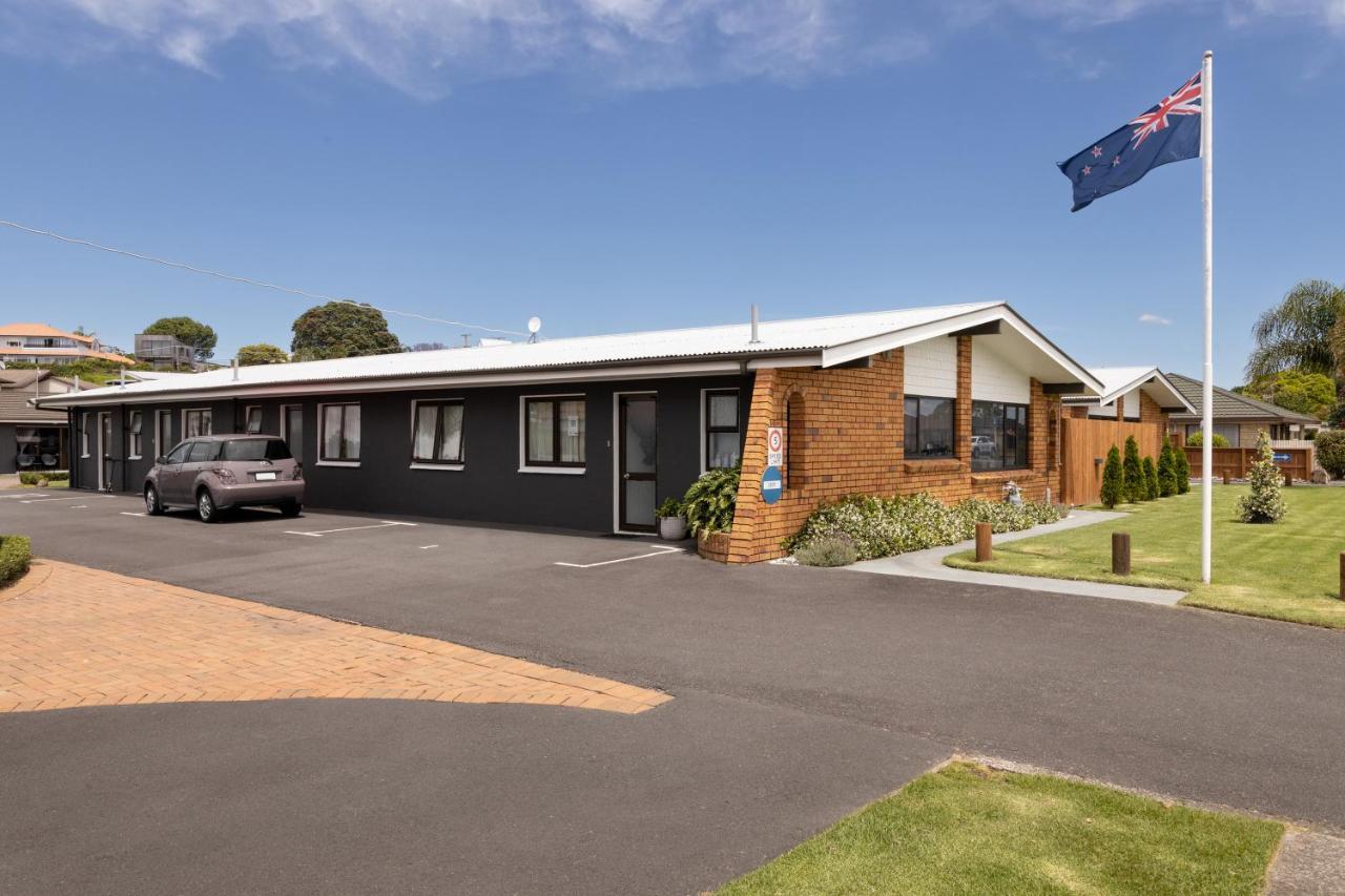 Cobblestone Court Motel - Wenzel Motels Tauranga Buitenkant foto